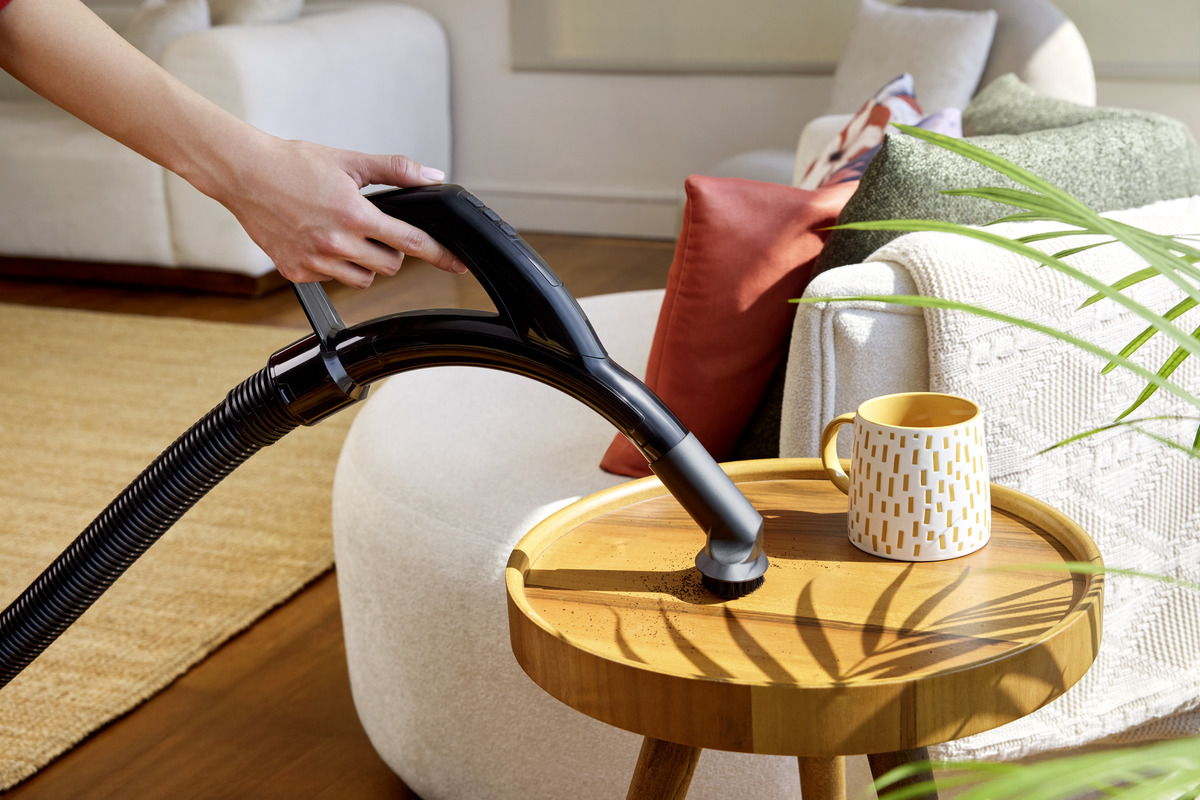 VCC%206%20CycloneX%20DualControl%20BW