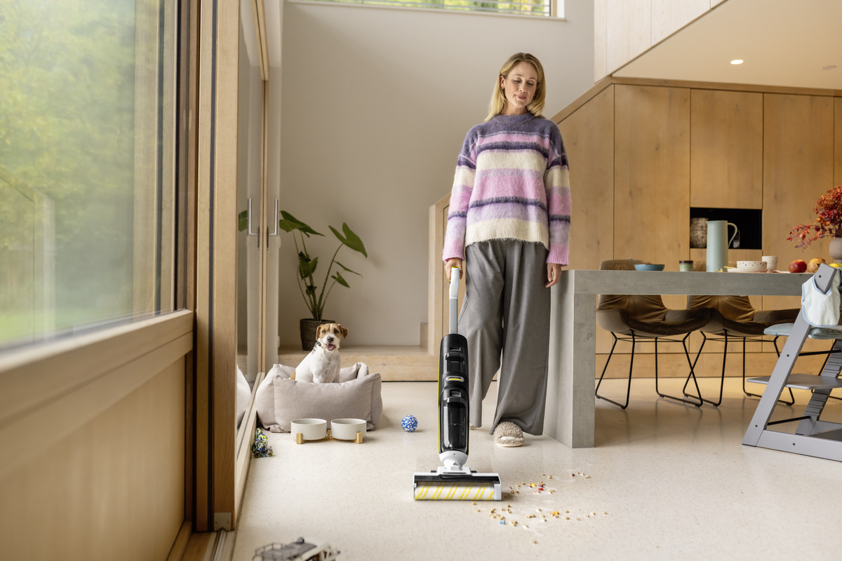 FCV%204%20Islak%20Kuru%20Dikey%20Süpürge